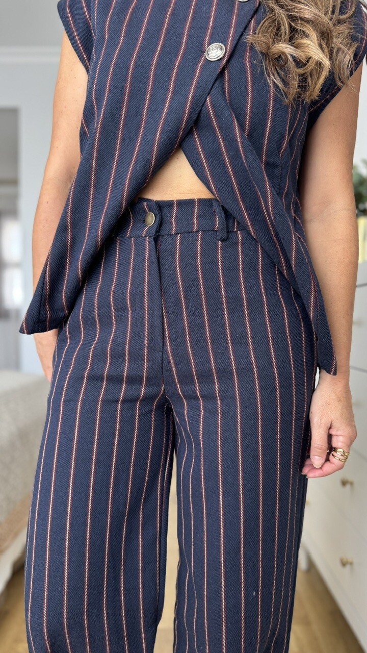 Pantalón Tomy azul rayas burdeos - Imagen 11