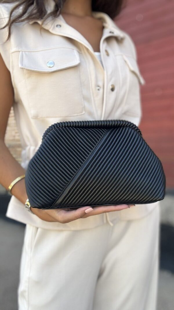 Bolso Clutch Relieve Negro