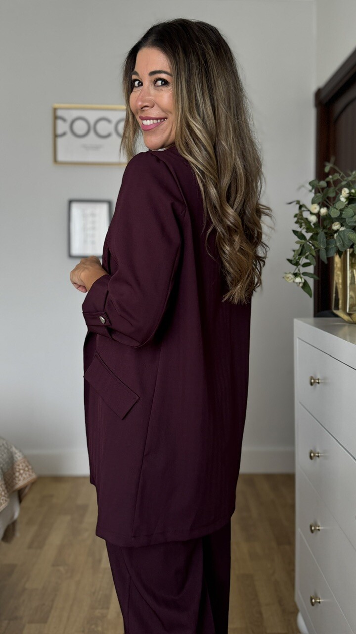 Traje Abigail Burdeos - Imagen 11