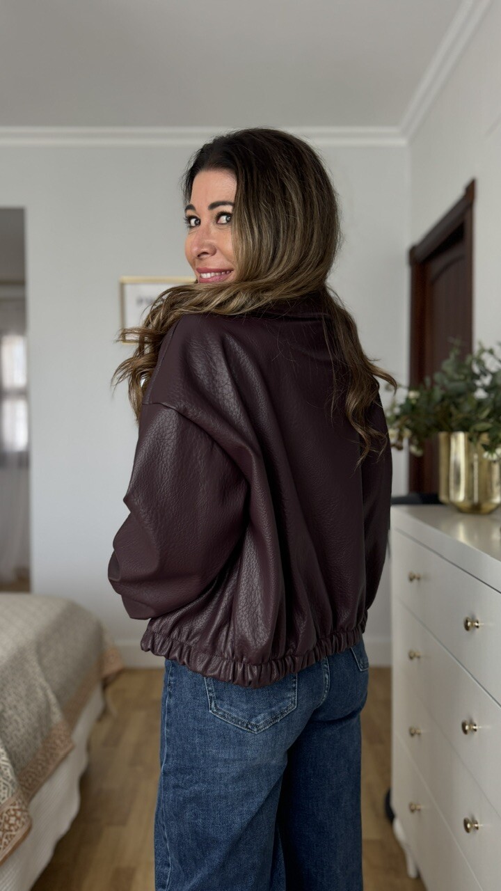 Bomber Trench Polipiel Berenjena - Imagen 3