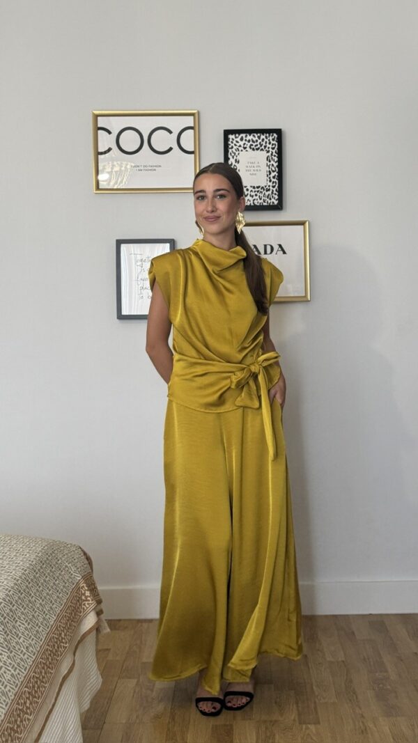 Pantalón Lola satinado Mostaza