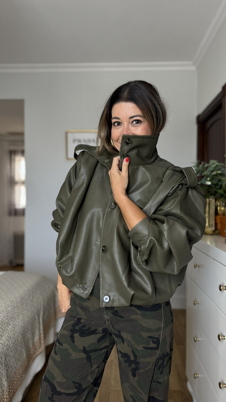 Chaqueta Bomber efecto piel verde caza - Imagen 3