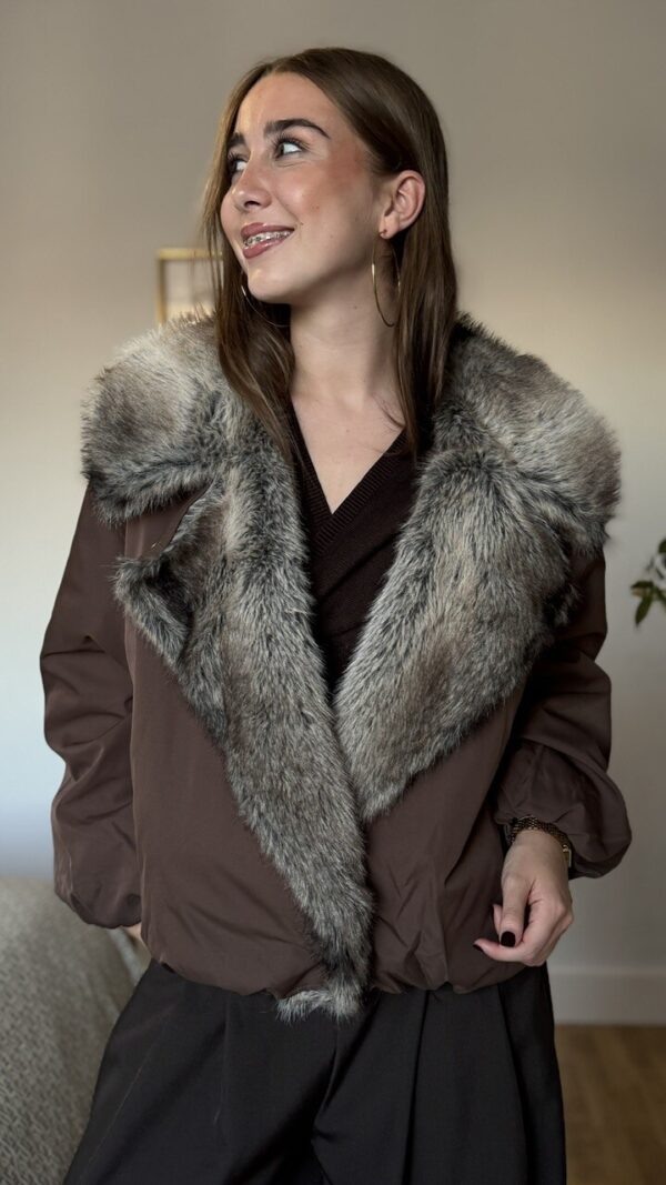 Chaquetón Bomber Marrón Cuello Pelo