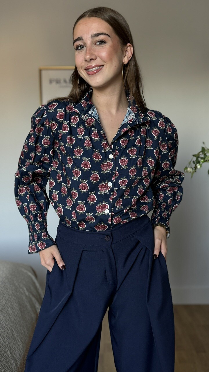 Camisa Cuello Frunce Estampada Flores Azul Marino - Imagen 8
