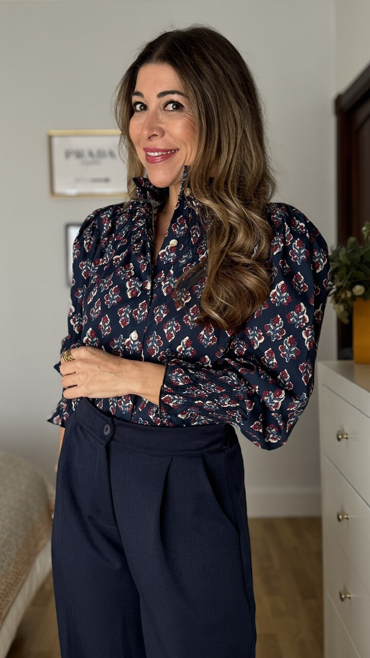 Camisa Cuello Frunce Estampado Ramito Azul Marino - Imagen 7