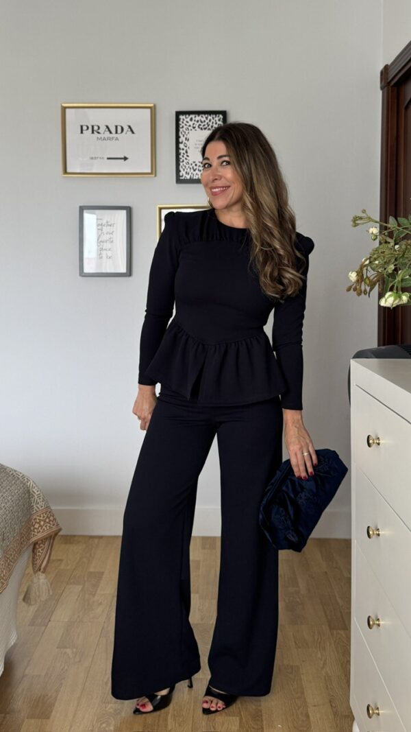 Conjunto Invitada Carola Azul Marino