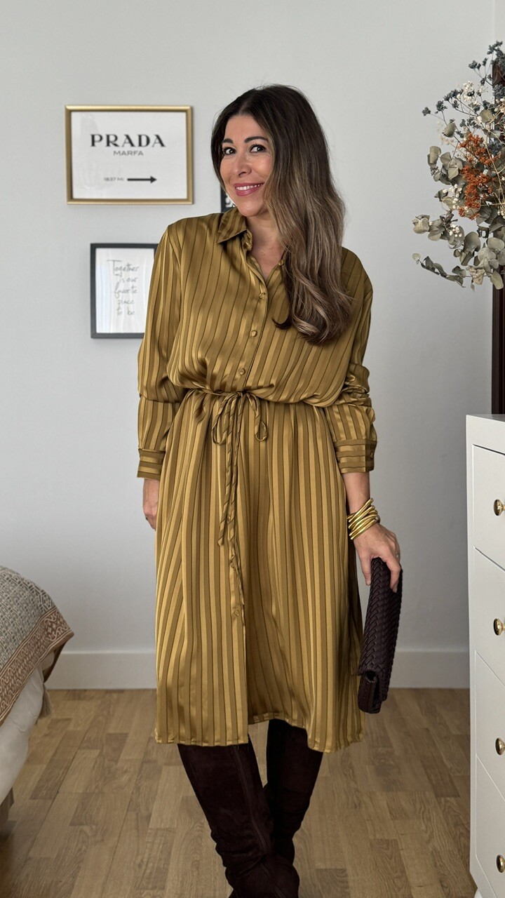 Vestido Camisero Satinado Mostaza - Imagen 2