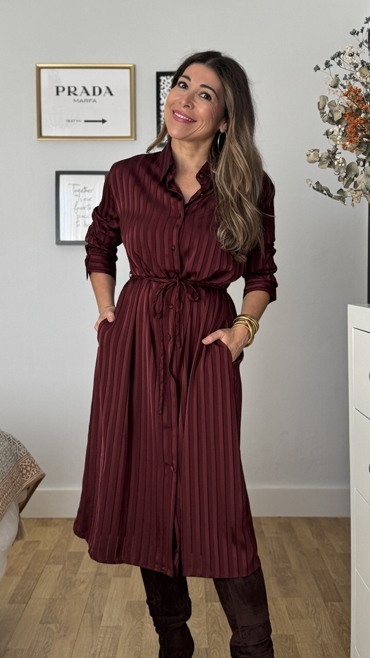 Vestido Camisero Satinado Burdeos - Imagen 5