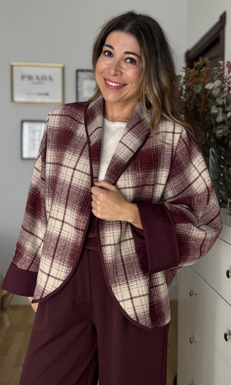 Chaqueta Kimono Cuadros Berenjena
