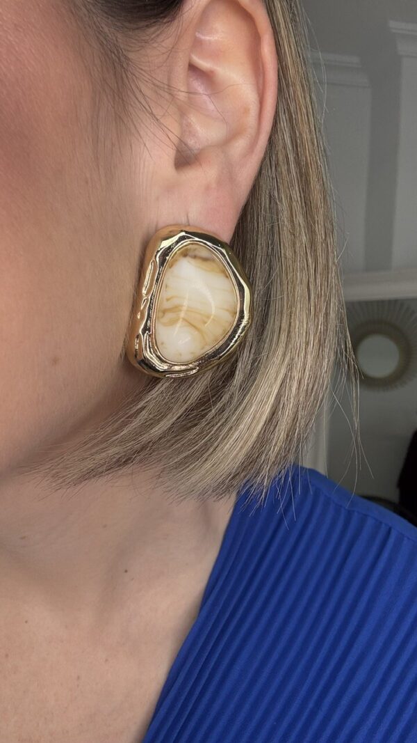 Pendientes Vintage Dorados Beige